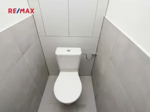 Pronájem bytu 2+kk, Praha - Vršovice, Vršovická, 45 m2