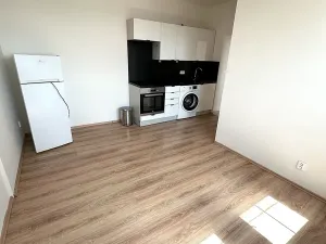 Pronájem bytu 2+kk, Praha - Zličín, Strojírenská, 42 m2