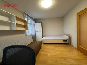 Pronájem bytu 3+kk, Praha - Strašnice, Vinohradská, 96 m2