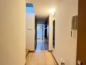 Prodej bytu 2+kk, Praha - Holešovice, 50 m2