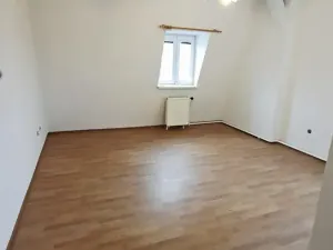 Pronájem bytu 2+1, Lanškroun, Opletalova, 49 m2