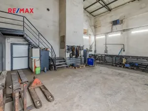 Prodej výrobních prostor, Neuměř, 405 m2