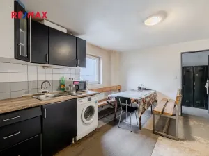 Prodej výrobních prostor, Neuměř, 405 m2