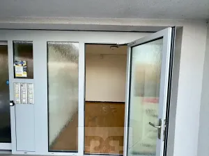 Pronájem komerční nemovitosti, Kladno, Čs. armády, 9 m2