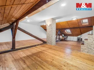 Prodej bytu 4+1, Velvary, Tyršova, 218 m2