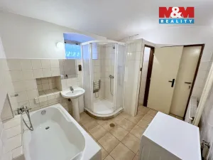 Prodej rodinného domu, Kravaře, Pod Lipou, 250 m2