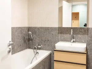 Pronájem bytu 1+kk, Brno, Bratislavská, 45 m2