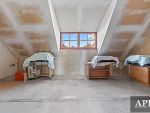 Prodej obchodního prostoru, Uherský Brod, Masarykovo nám., 275 m2