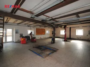 Prodej komerční nemovitosti, Církvice, 6984 m2