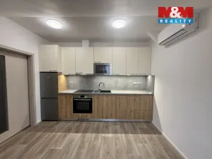Pronájem bytu 2+kk, Králova Lhota, 40 m2