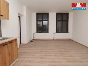 Pronájem bytu 1+1, Úpice, Palackého, 41 m2