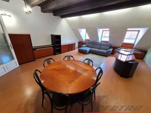 Pronájem kanceláře, Plzeň, Pražská, 162 m2