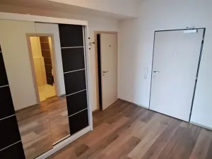 Prodej bytu 2+kk, Praha - Vysočany, Čerpadlová, 61 m2