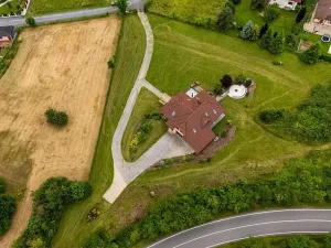 Prodej rodinného domu, Buš, 271 m2