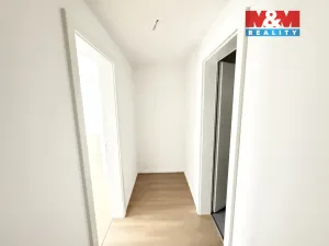 Pronájem bytu 2+kk, Praha, Tupolevova, 61 m2