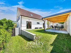 Prodej apartmánu, Perná, 205 m2