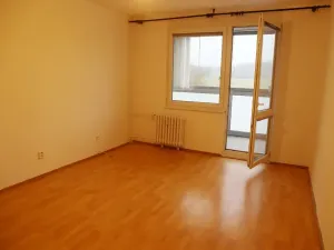 Pronájem bytu 2+1, Hradec Králové, Sezemická, 61 m2