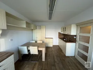 Pronájem bytu 2+kk, České Budějovice, K. Chocholy, 42 m2