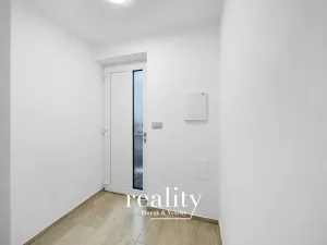 Pronájem bytu 3+kk, Jihlava, Na Nivách, 62 m2