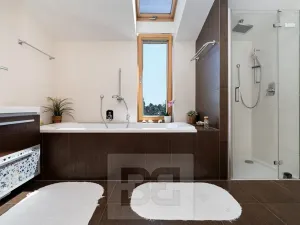 Prodej bytu 4+kk, Průhonice, Uhříněveská, 135 m2