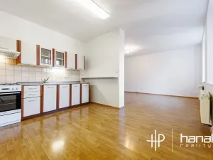 Pronájem bytu 2+kk, Lipník nad Bečvou, 28. října, 79 m2