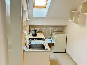 Prodej bytu 2+kk, Praha - Bubeneč, Jugoslávských partyzánů, 42 m2