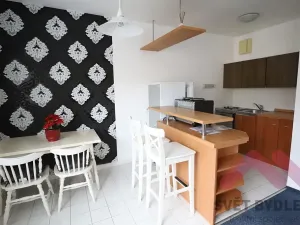 Pronájem bytu 1+kk, Praha - Vysočany, bratří Dohalských, 42 m2