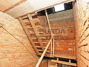 Prodej podílu rodinného domu, Zeleneč, Kasalova, 285 m2