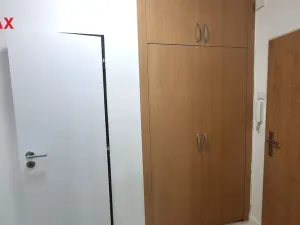 Pronájem bytu 2+1, Ostrava - Poruba, Nálepkovo náměstí, 55 m2