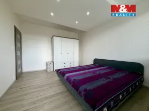 Prodej bytu 3+1, Klášterec nad Ohří, Na Vyhlídce, 66 m2