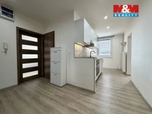 Prodej bytu 3+1, Klášterec nad Ohří, Na Vyhlídce, 66 m2