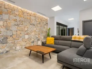 Prodej rodinného domu, Quesada, Španělsko, 333 m2