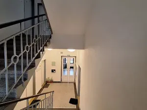 Pronájem bytu 2+1, Praha - Smíchov, Podbělohorská, 41 m2