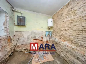 Prodej rodinného domu, Charváty, 172 m2