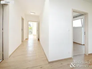 Pronájem rodinného domu, Praha - Břevnov, Oddělená, 250 m2