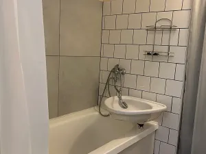 Pronájem bytu 1+1, Uherské Hradiště, Pod Svahy, 30 m2