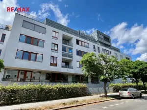 Pronájem bytu 2+kk, Praha - Vršovice, Ruská, 57 m2