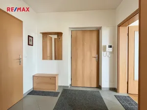 Pronájem bytu 2+kk, Praha - Vršovice, Ruská, 57 m2