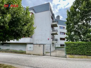 Pronájem bytu 2+kk, Praha - Vršovice, Ruská, 57 m2