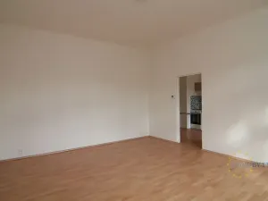 Pronájem bytu 2+kk, Praha - Nusle, Svatoslavova, 43 m2