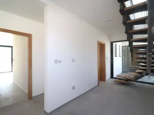 Prodej rodinného domu, Vodice, Chorvatsko, 194 m2