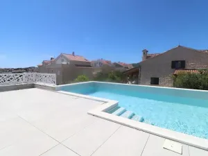 Prodej rodinného domu, Vodice, Chorvatsko, 194 m2