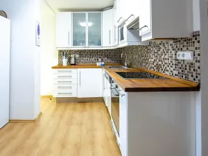 Pronájem bytu 2+kk, Hradec Králové, třída Karla IV., 69 m2