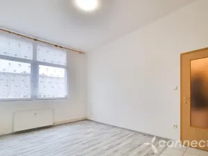 Prodej bytu 2+kk, Zruč nad Sázavou, náměstí Míru, 36 m2