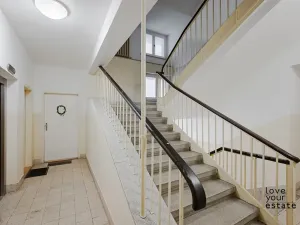 Pronájem bytu 1+1, Praha - Nové Město, Lannova, 35 m2