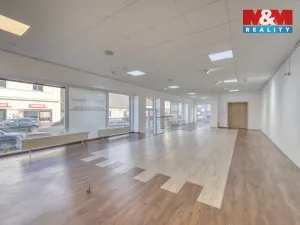 Prodej obchodního prostoru, Praha - Uhříněves, Přátelství, 490 m2