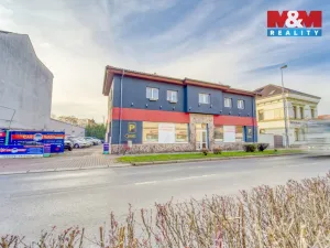 Prodej obchodního prostoru, Praha - Uhříněves, Přátelství, 490 m2