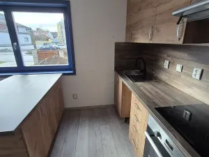 Pronájem rodinného domu, Tuchlovice, Karlovarská, 79 m2