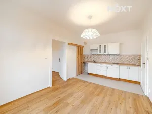 Pronájem bytu 2+kk, Praha - Nusle, Na Jezerce, 51 m2
