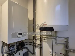 Pronájem kanceláře, Šlapanice, 293 m2